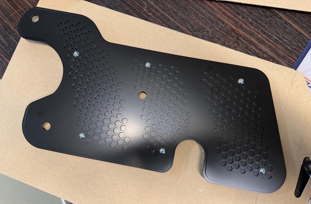 ﻿Auspuffblende Quellagio CNC schwarz Vespa GTS 125 iGET﻿