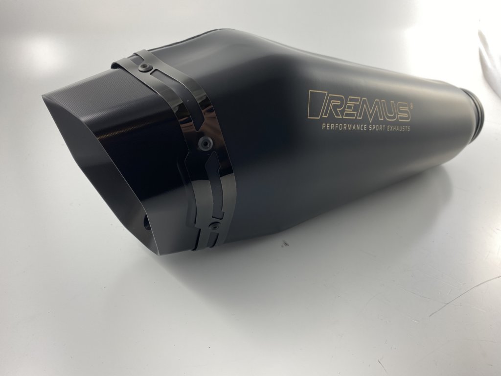 [RE44772100165] ﻿REMUS RS schwarz EG (nur Endschalldämpfer! Ohne Mittelrohr!), E-Nummer für Vespa GTS 300 HPE Euro4 und Euro5﻿